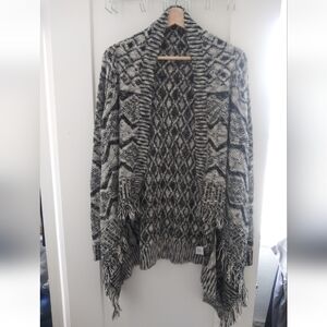 Romeo + Juliet Couture Black & White Knit Fringe Cardigan | Size S